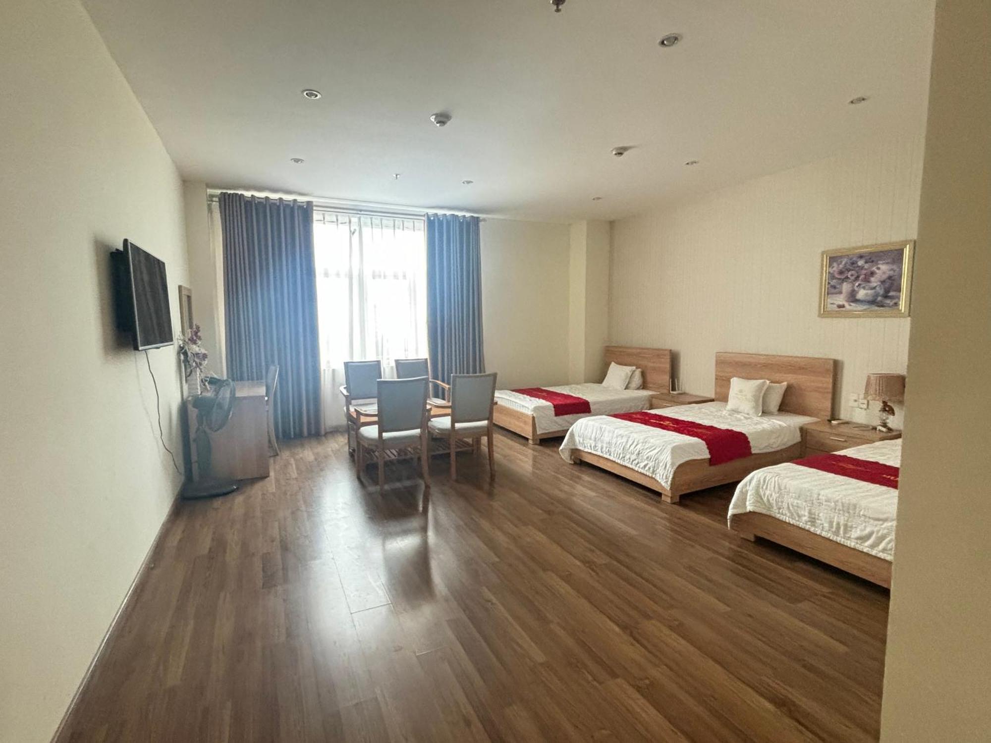 Nha Khach Huong Sen Hotel Hai Phong Kültér fotó