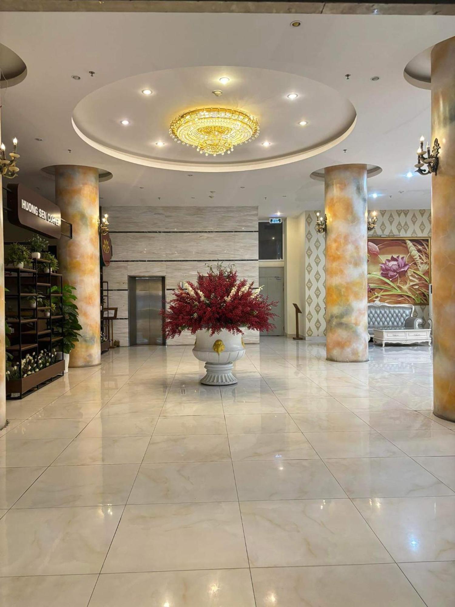 Nha Khach Huong Sen Hotel Hai Phong Kültér fotó