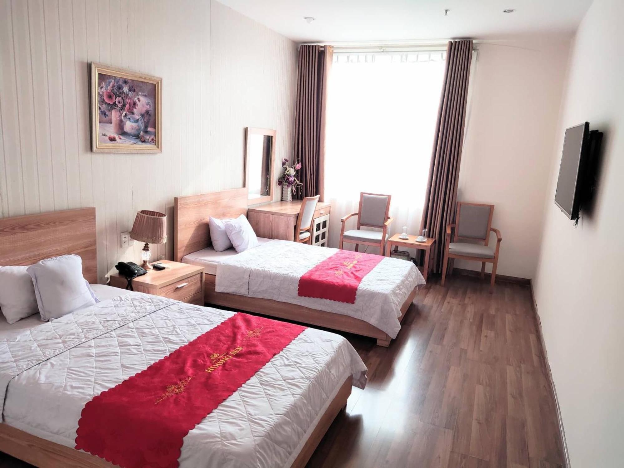 Nha Khach Huong Sen Hotel Hai Phong Kültér fotó